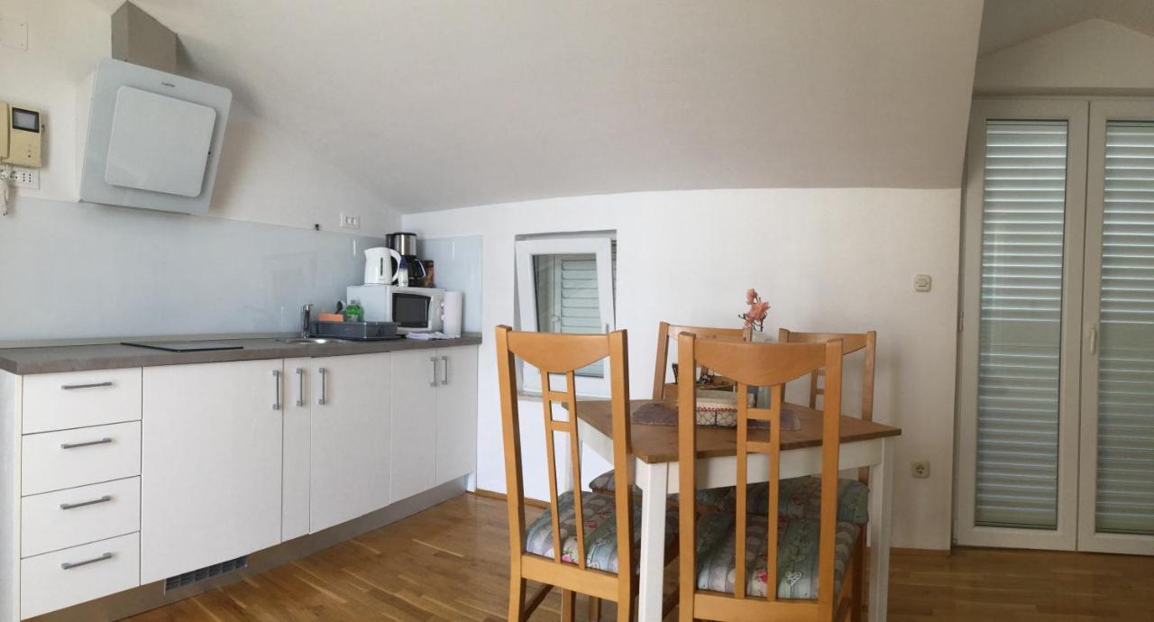Villa Viden Apartments Tučepi Esterno foto