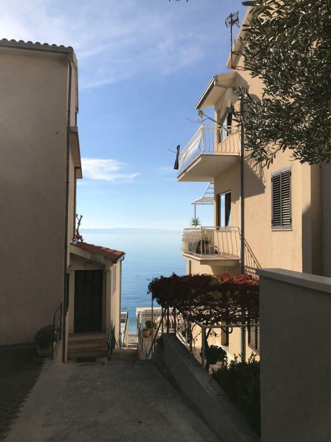Villa Viden Apartments Tučepi Esterno foto